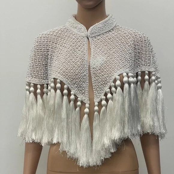 White Tassel Cape - Picture 1 of 3